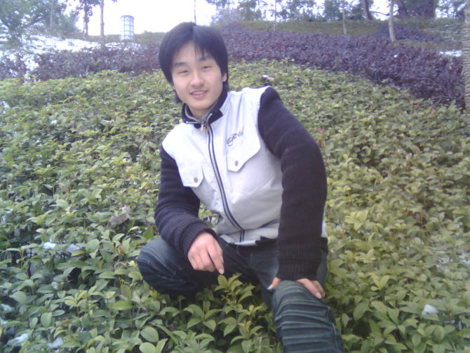 家族成员:邓芝鹏